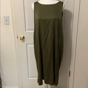 Eileen Fisher silk dress olive green Small